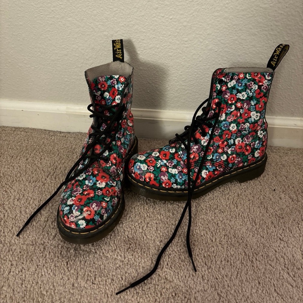 Dr Marten boots